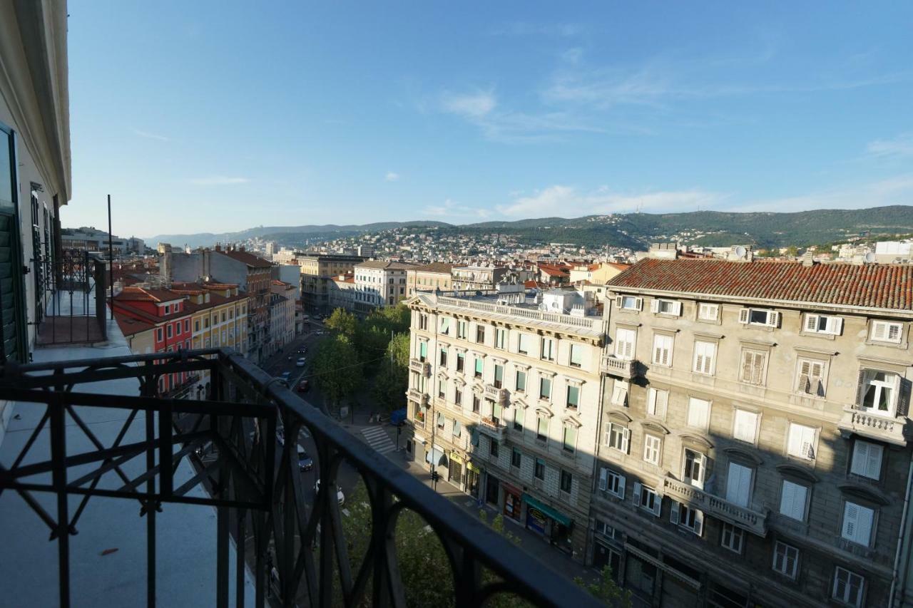 Garibaldino Rooms Триест Экстерьер фото