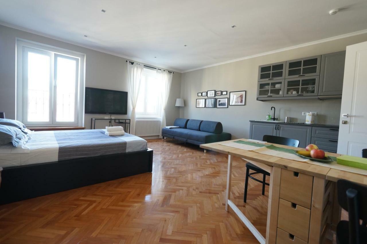 Garibaldino Rooms Триест Экстерьер фото